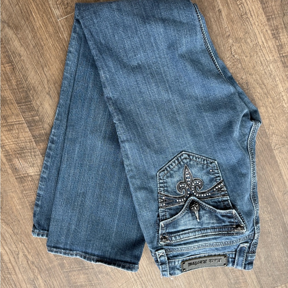 Rock Revival Blue Jeans with Embellished Pocket
